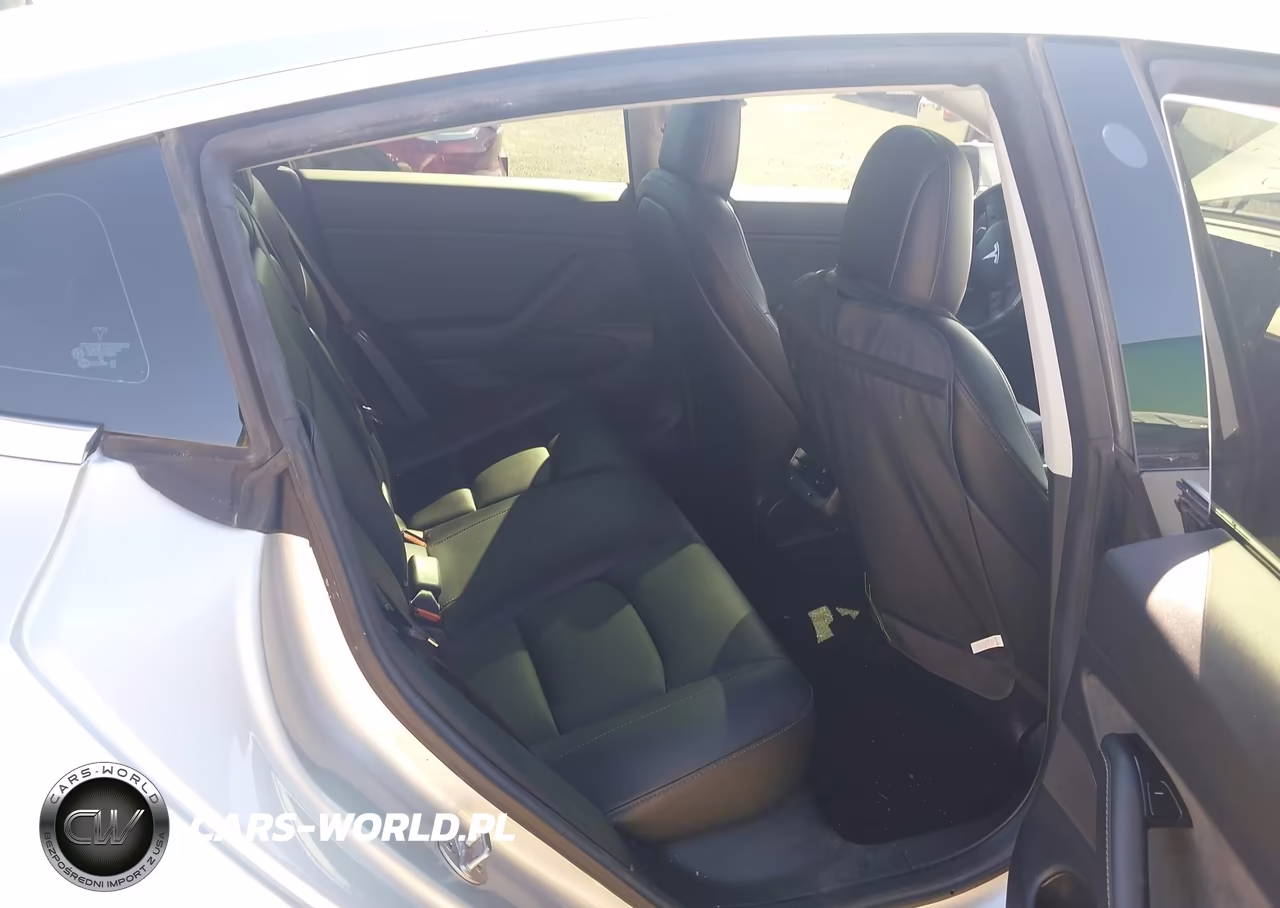 2018 Tesla Modelo 3 VIN:5YJ3E1EA8JF040061 - 8