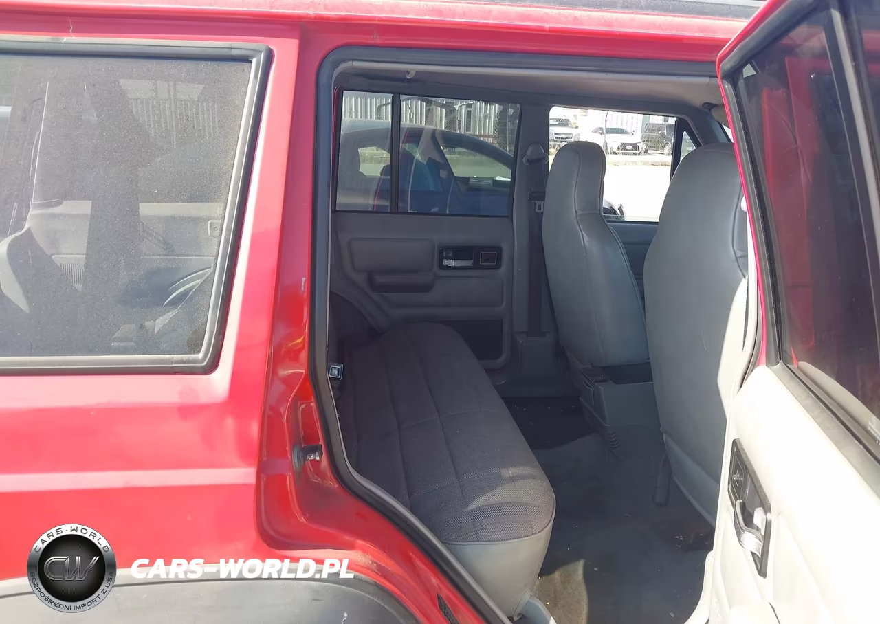1996 Jeep Cherokee Sport-Classic VIN:1J4FT68S2TL202958 - 8