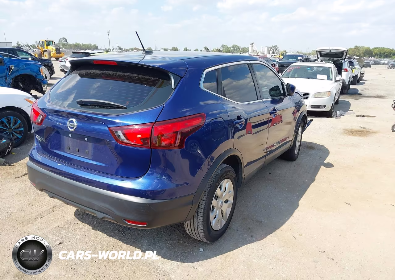2019 Nissan Rogue Sport S VIN:JN1BJ1CP0KW216633 - 4