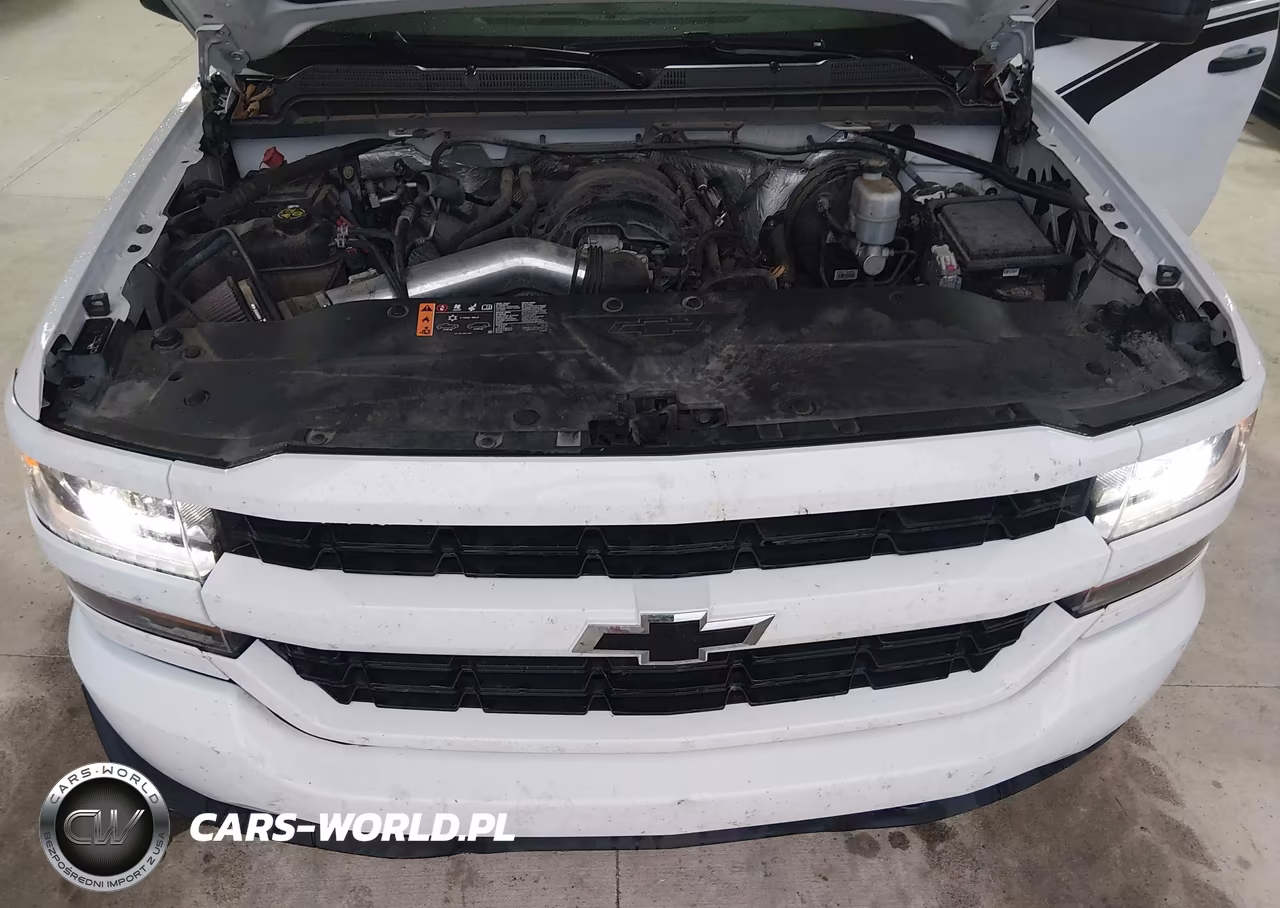 2018 Chevrolet Silverado 1500 Custom VIN:1GCVKPEH6JZ197180 - 10
