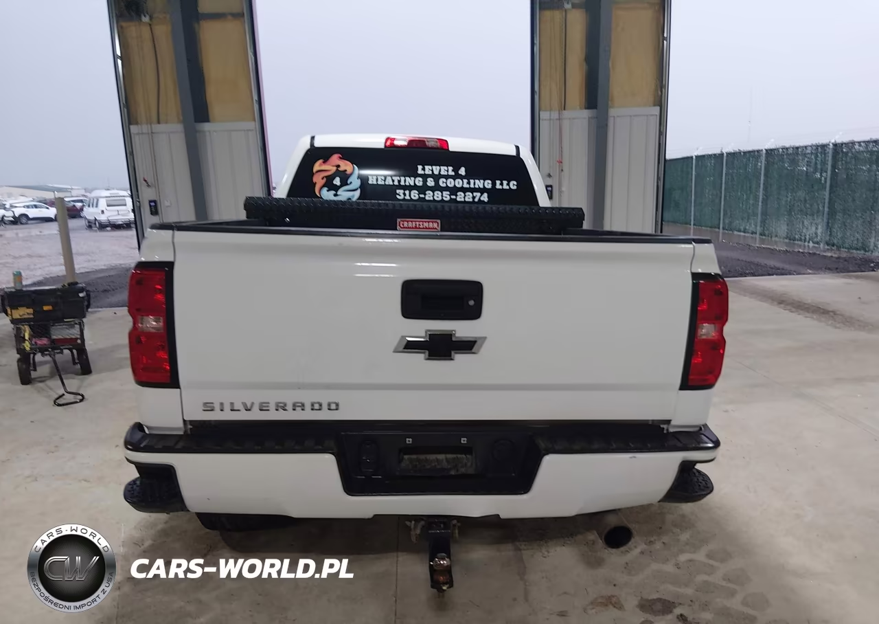 2018 Chevrolet Silverado 1500 Custom VIN:1GCVKPEH6JZ197180 - 16