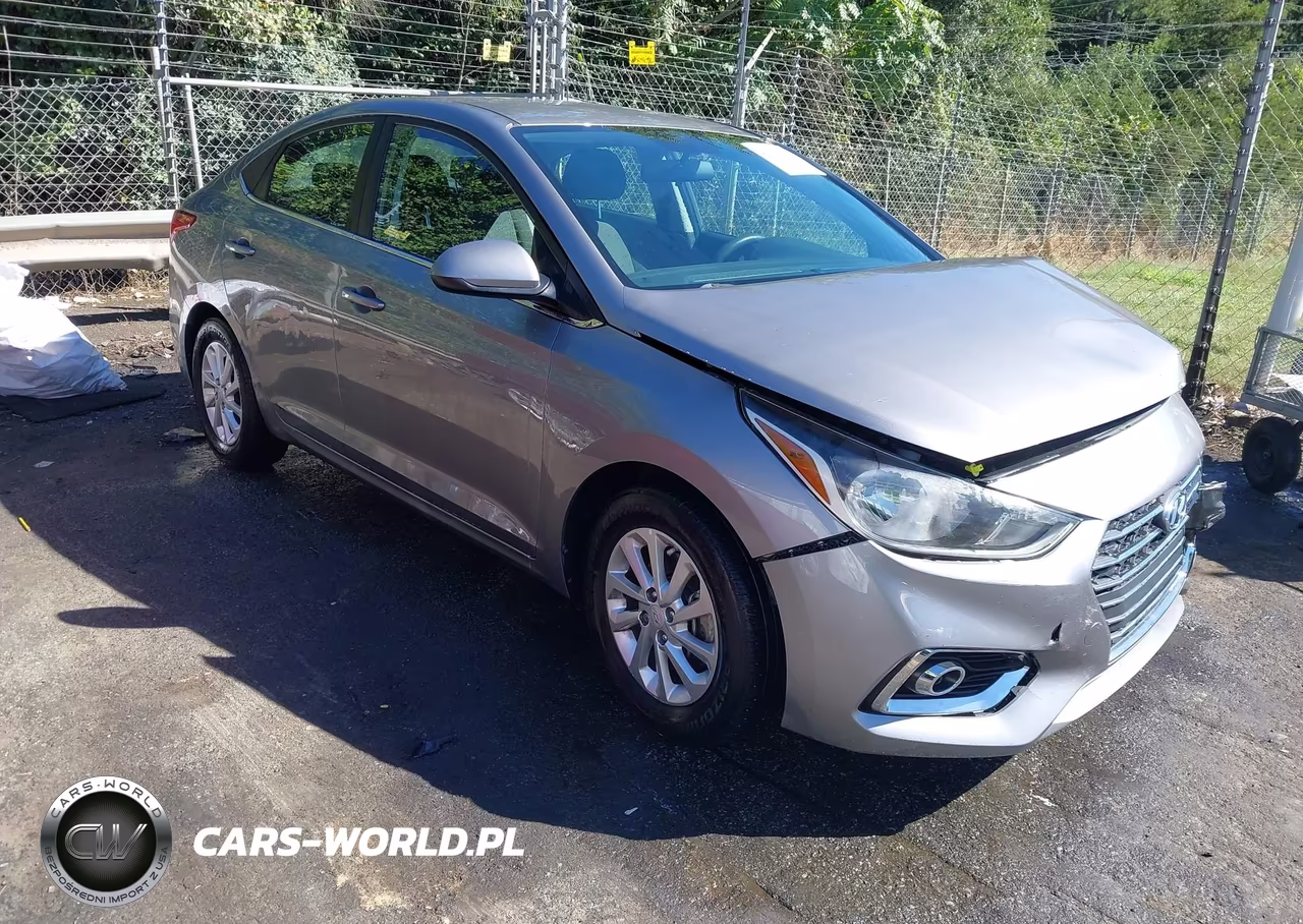 2021 Hyundai Accent Sel