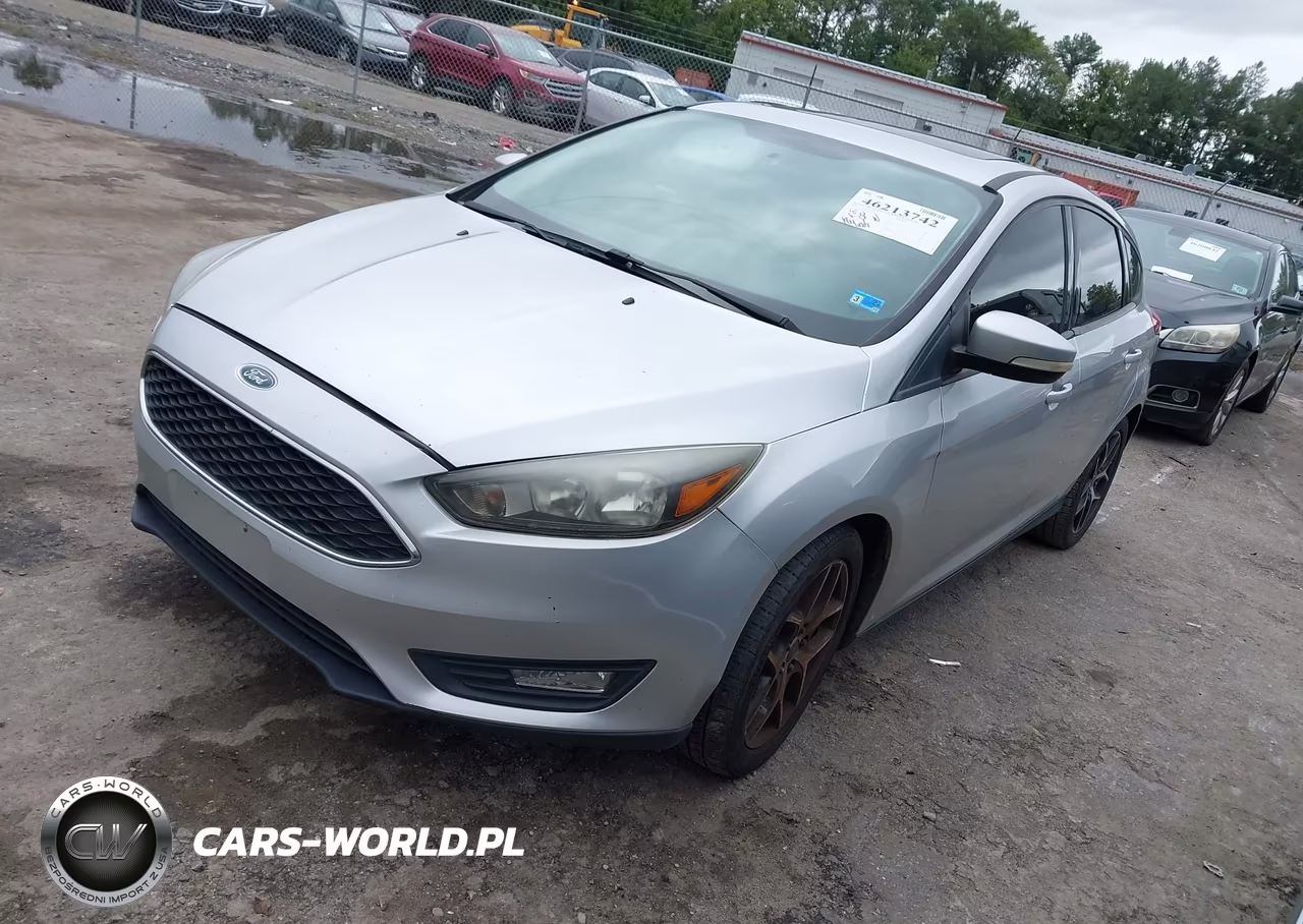 FORD FOCUS SEL VIN:1FADP3M26JL202339 - 2