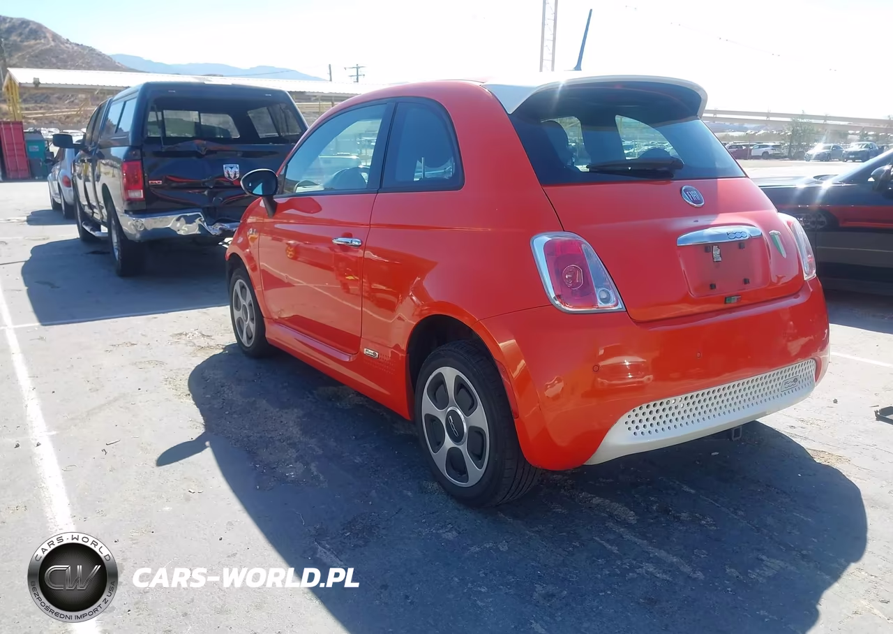 2013 Fiat 500E Battery Electric VIN:3C3CFFGEXDT751071 - 3