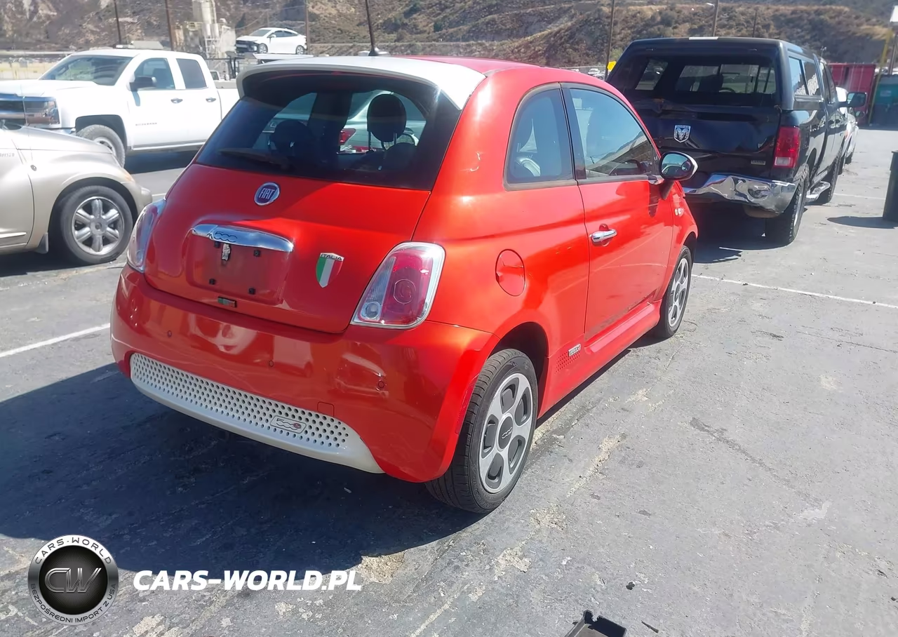 2013 Fiat 500E Battery Electric VIN:3C3CFFGEXDT751071 - 4