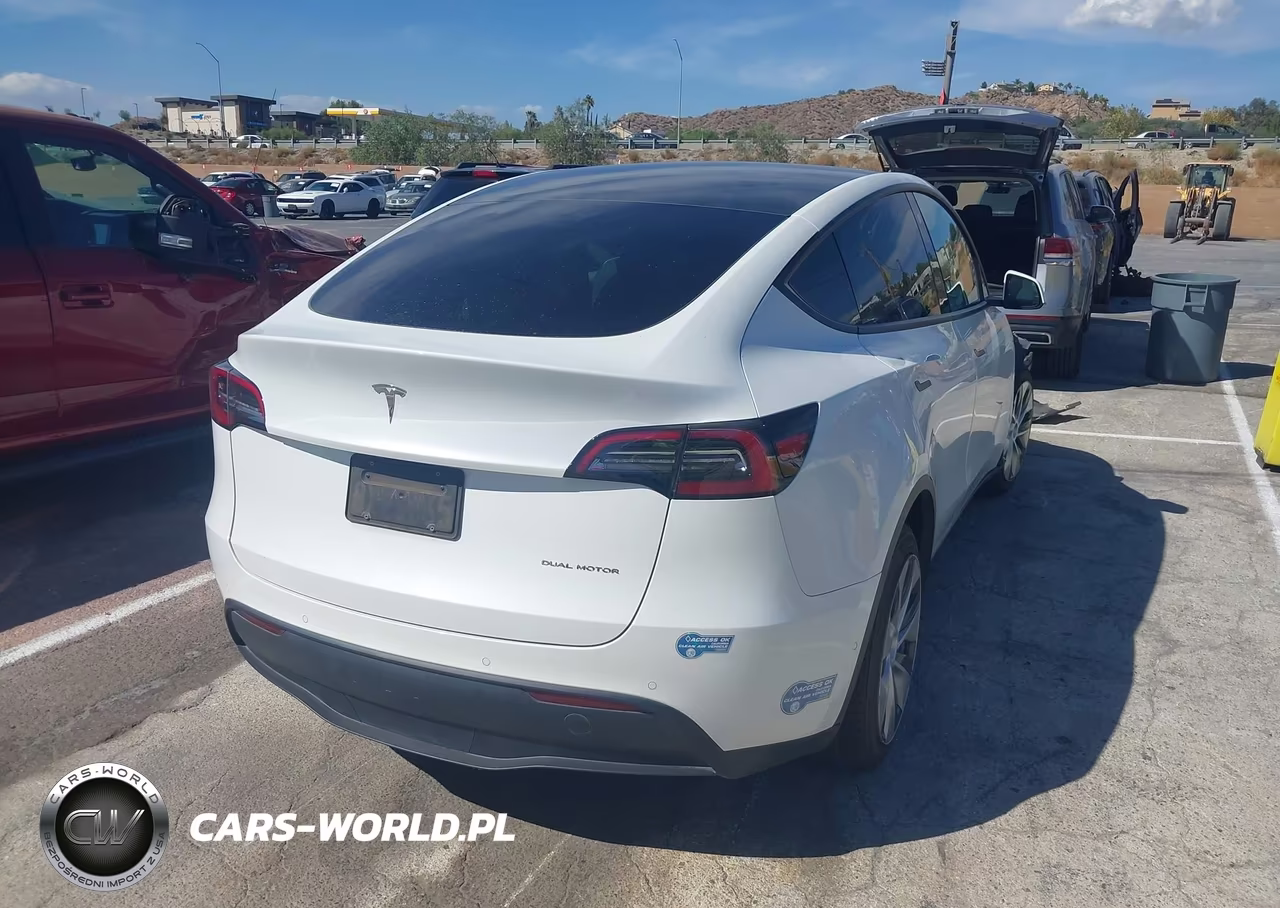 2021 Tesla Model Y Long Range Dual Motor All-Wheel Drive VIN:5YJYGDEE5MF251517 - 4