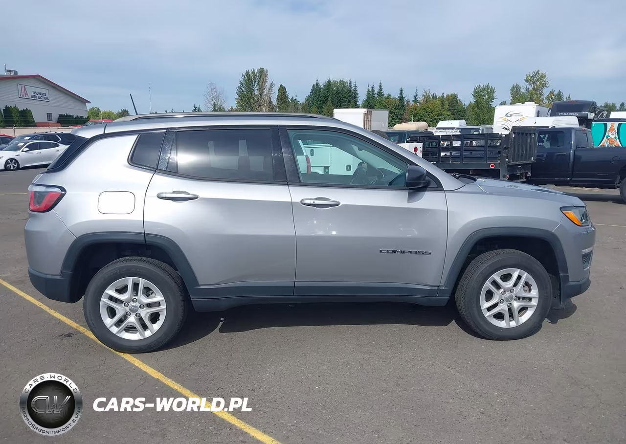 2018 Jeep Compass Sport 4X4 VIN:3C4NJDAB0JT392296 - 13