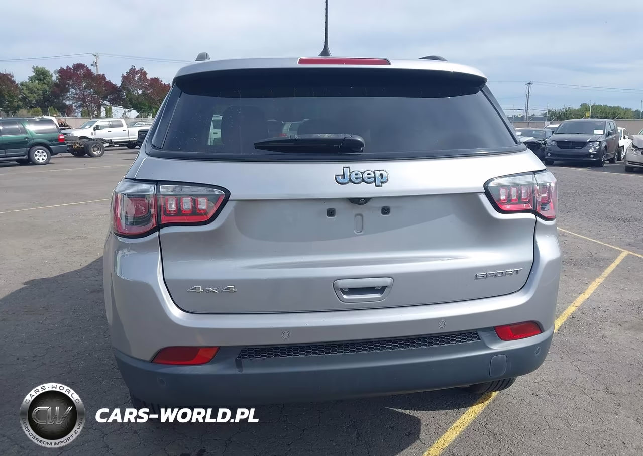 2018 Jeep Compass Sport 4X4 VIN:3C4NJDAB0JT392296 - 16