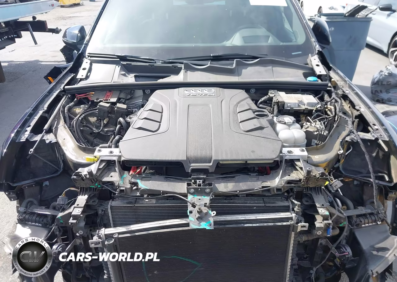 2017 Audi Q7 3.0T Premium VIN:WA1VAAF74HD056292 - 10