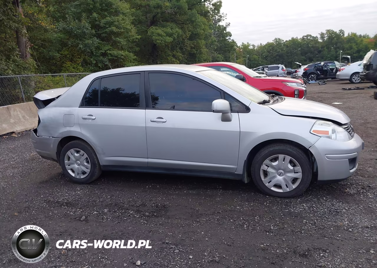 2011 Nissan Versa 1.8S VIN:3N1BC1AP4BL452981 - 13