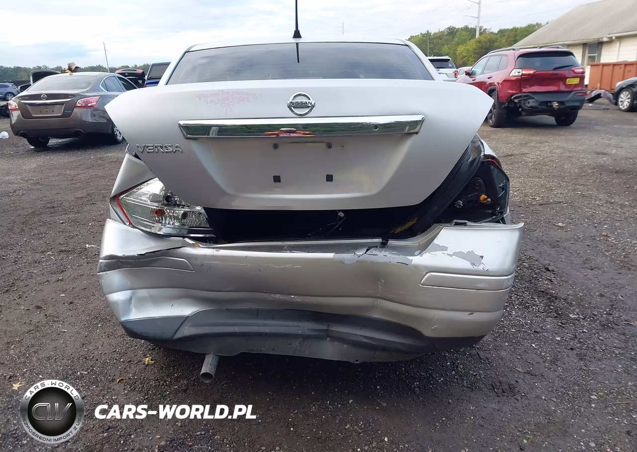 2011 Nissan Versa 1.8S VIN:3N1BC1AP4BL452981 - 6