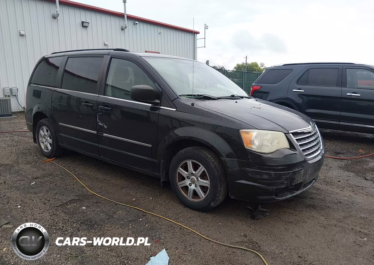 2010 Chrysler Town & Country Touring