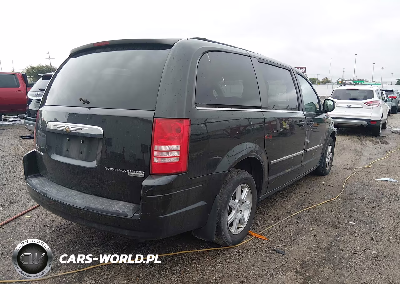 2010 Chrysler Town & Country Touring VIN:2A4RR5D14AR131947 - 4