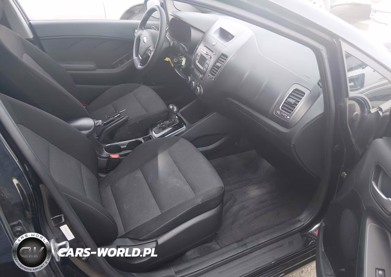 2017 Kia Forte Lx VIN:3KPFK4A72HE127245 - 5