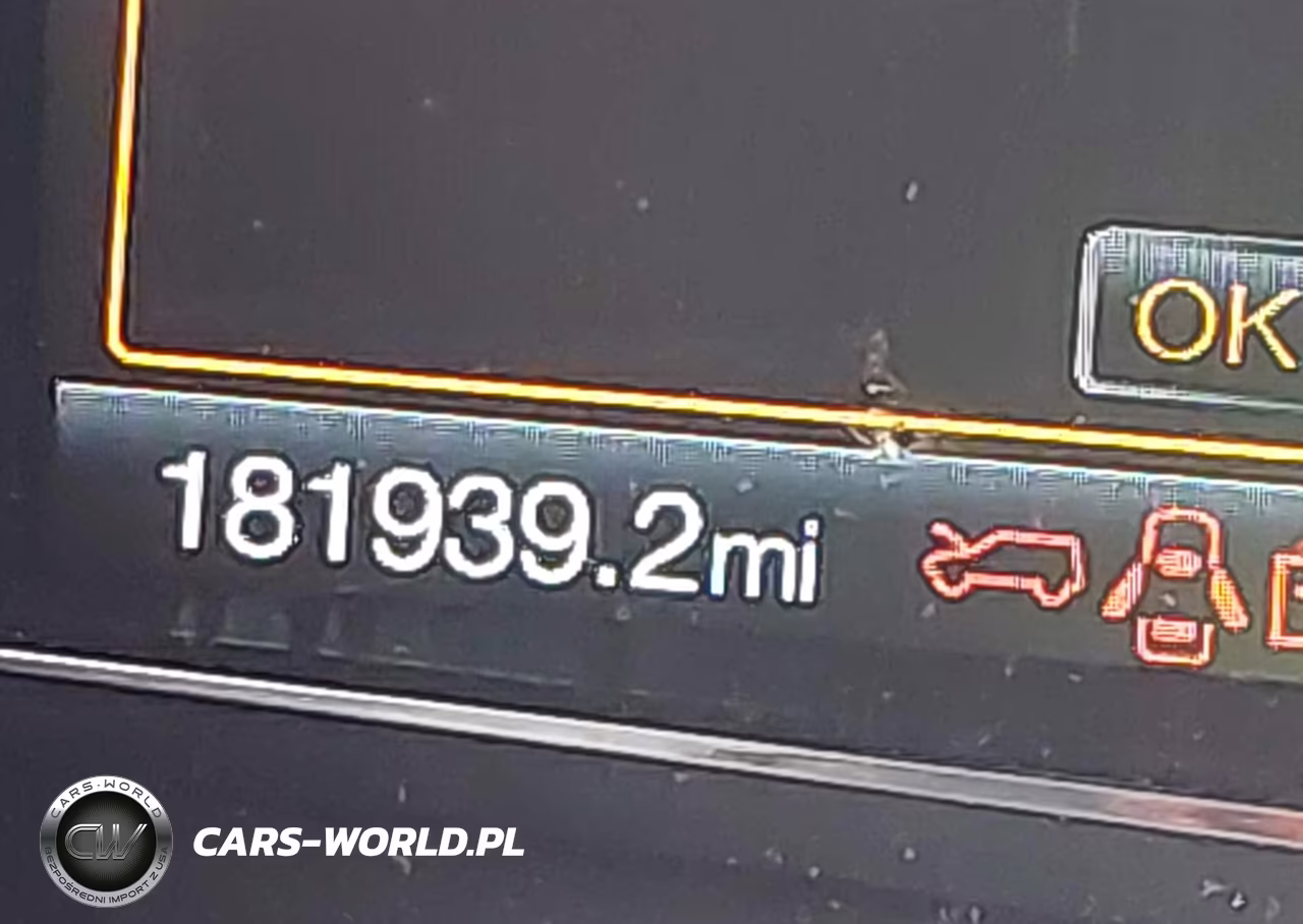 2018 Ford Explorer Sport VIN:1FM5K8GT3JGA40950 - 16