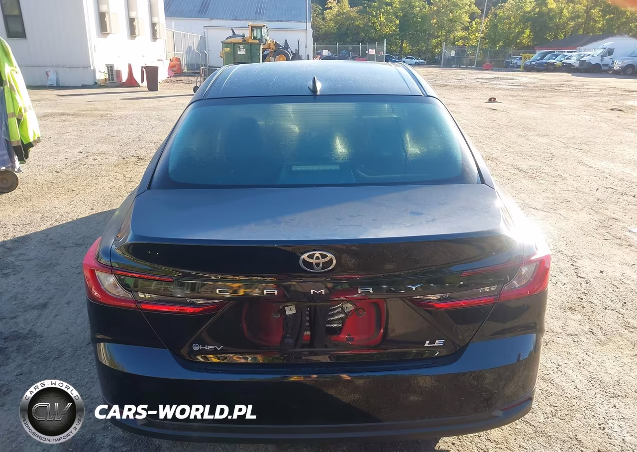2025 Toyota Camry Le VIN:4T1DAACK1SU182963 - 16
