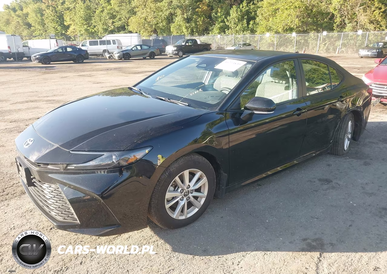 2025 Toyota Camry Le VIN:4T1DAACK1SU182963 - 2