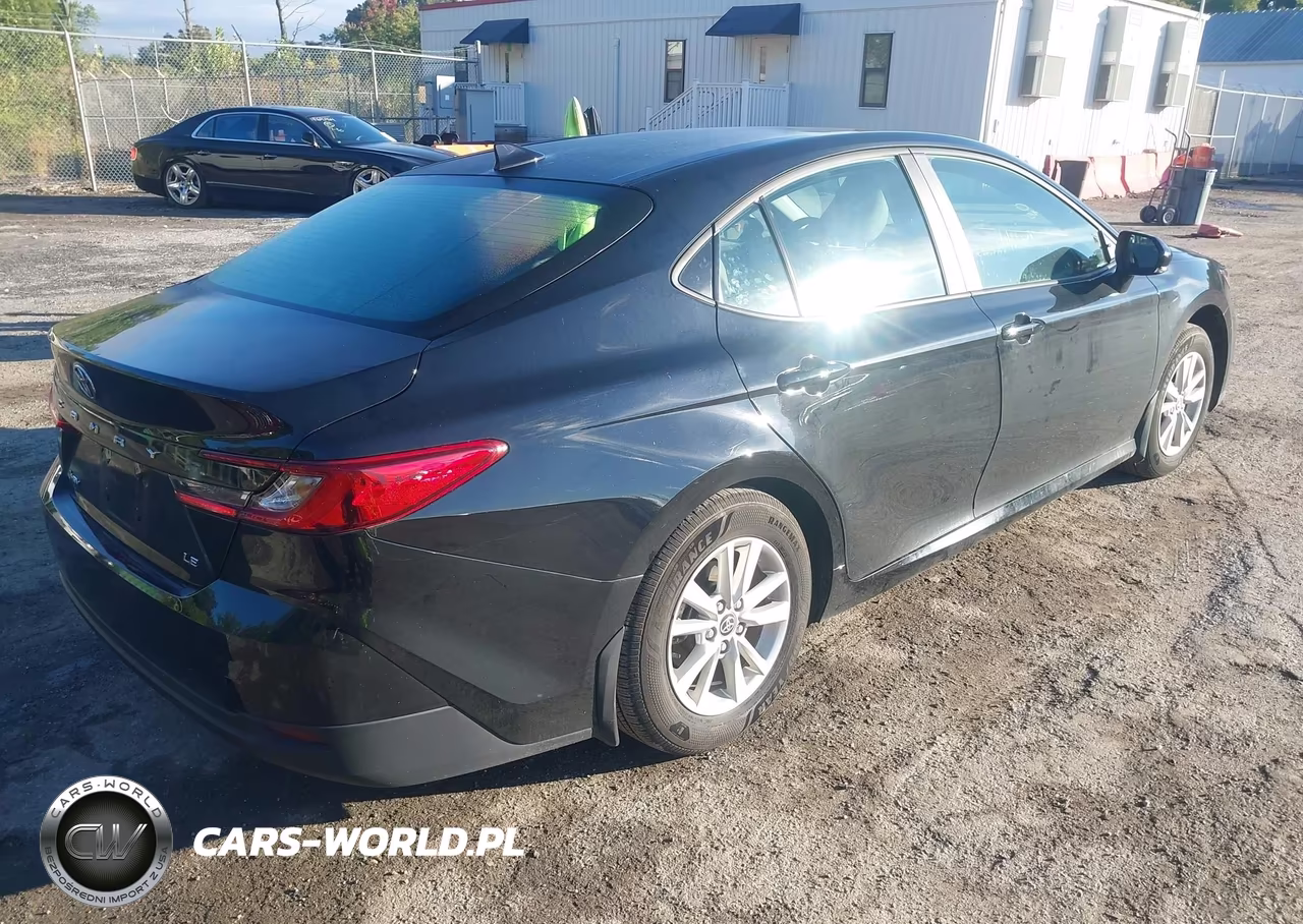 2025 Toyota Camry Le VIN:4T1DAACK1SU182963 - 4