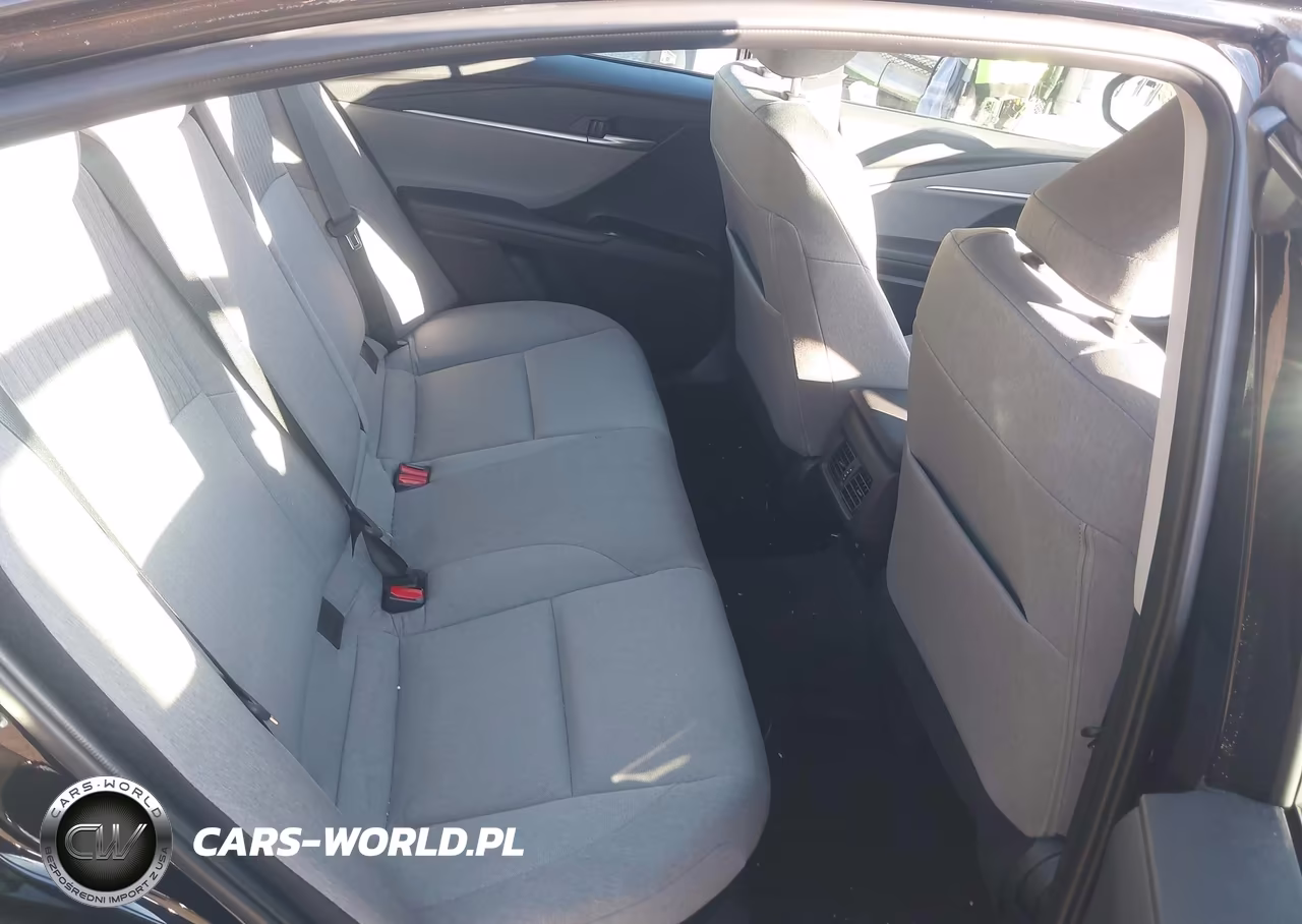 2025 Toyota Camry Le VIN:4T1DAACK1SU182963 - 8