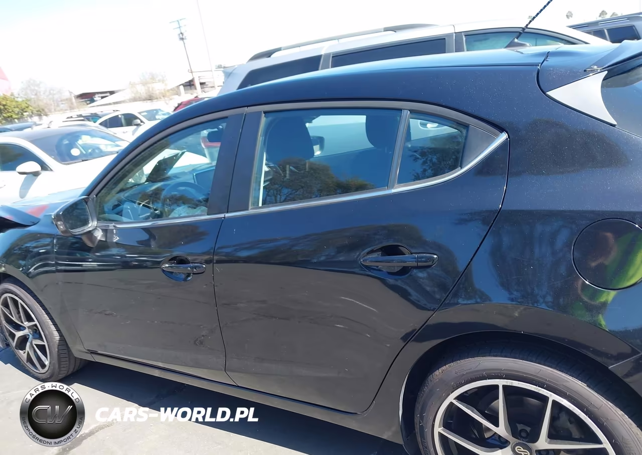 2015 Mazda Mazda3 I Touring VIN:JM1BM1L79F1261299 - 14