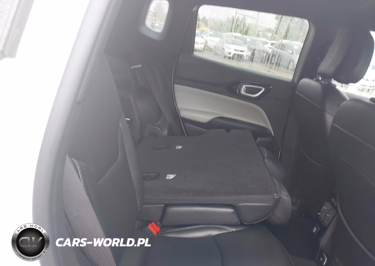 2025 Jeep Compass Limited 4X4 VIN:3C4NJDCN0ST523932 - 8