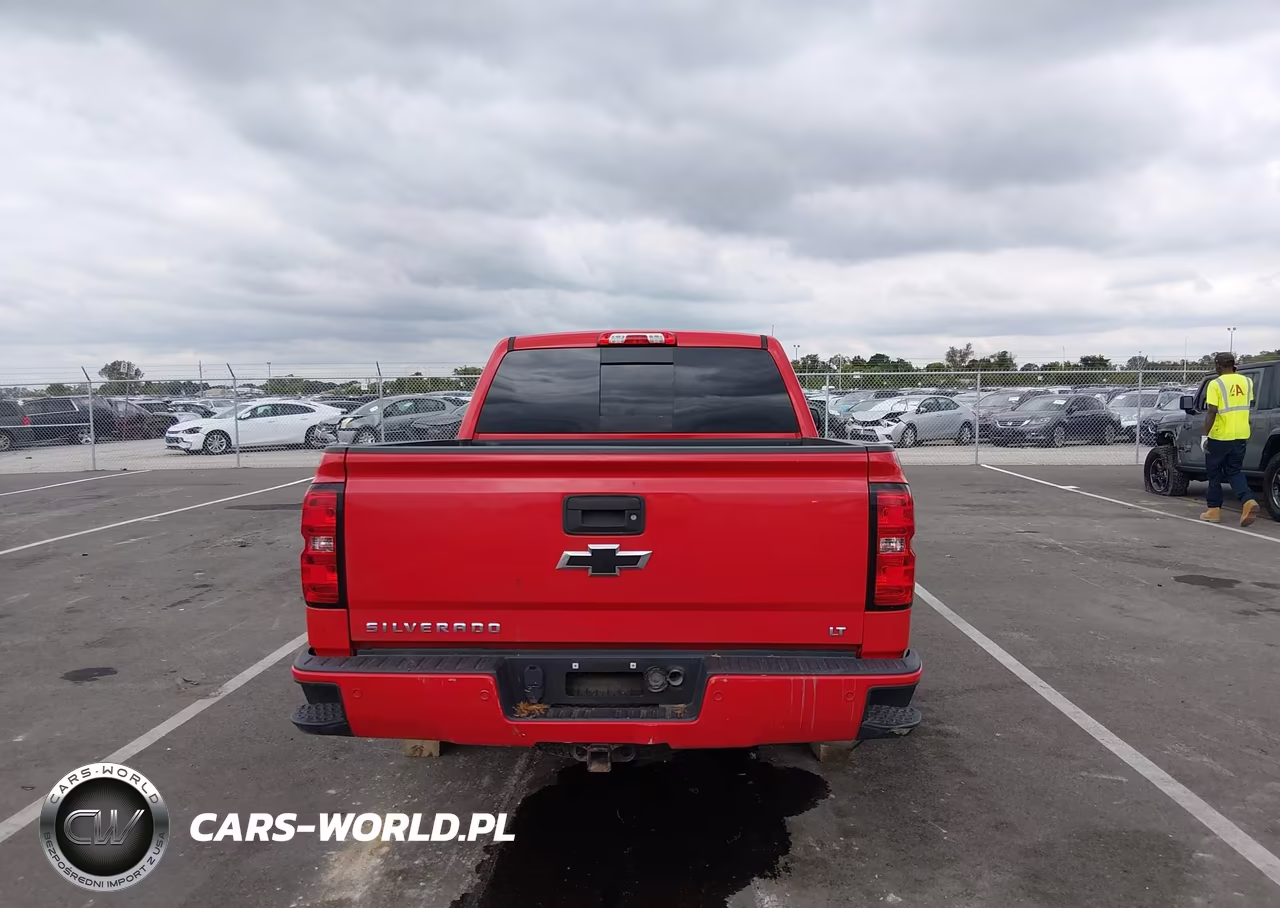2018 Chevrolet Silverado 1500 2Lt VIN:3GCUKREC2JG131009 - 14