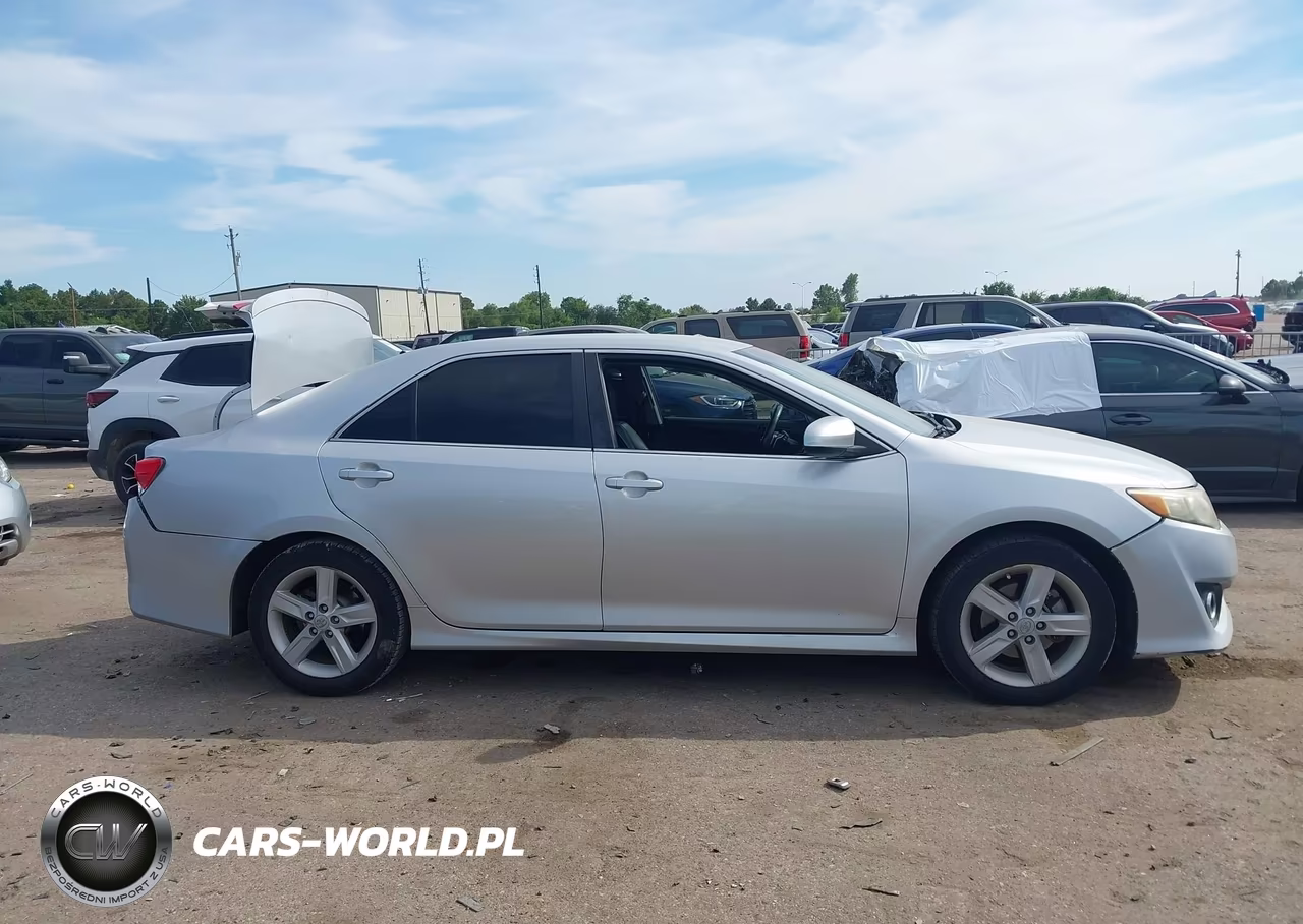 2014 Toyota Camry Se VIN:4T1BF1FK4EU758618 - 12