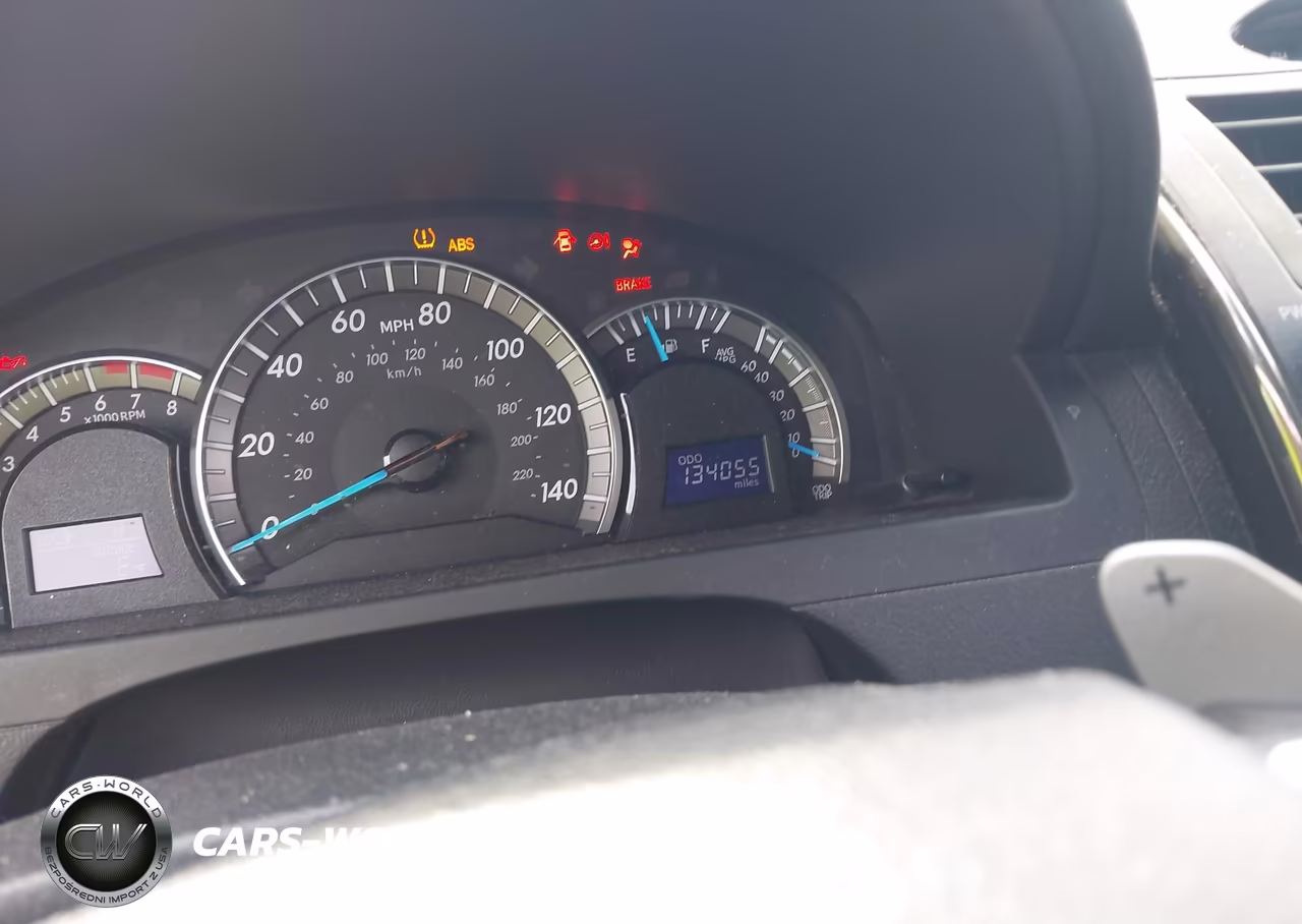 2014 Toyota Camry Se VIN:4T1BF1FK4EU758618 - 7