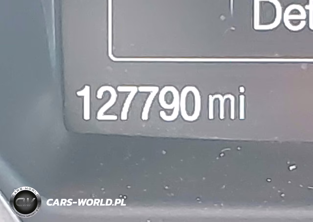 2018 Ford Escape Titanium VIN:1FMCU9J92JUB33156 - 14