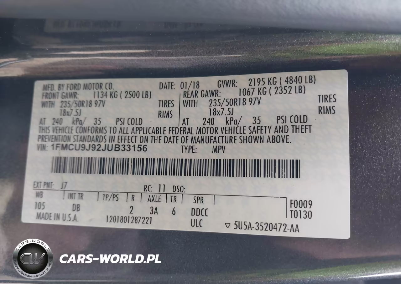 2018 Ford Escape Titanium VIN:1FMCU9J92JUB33156 - 9