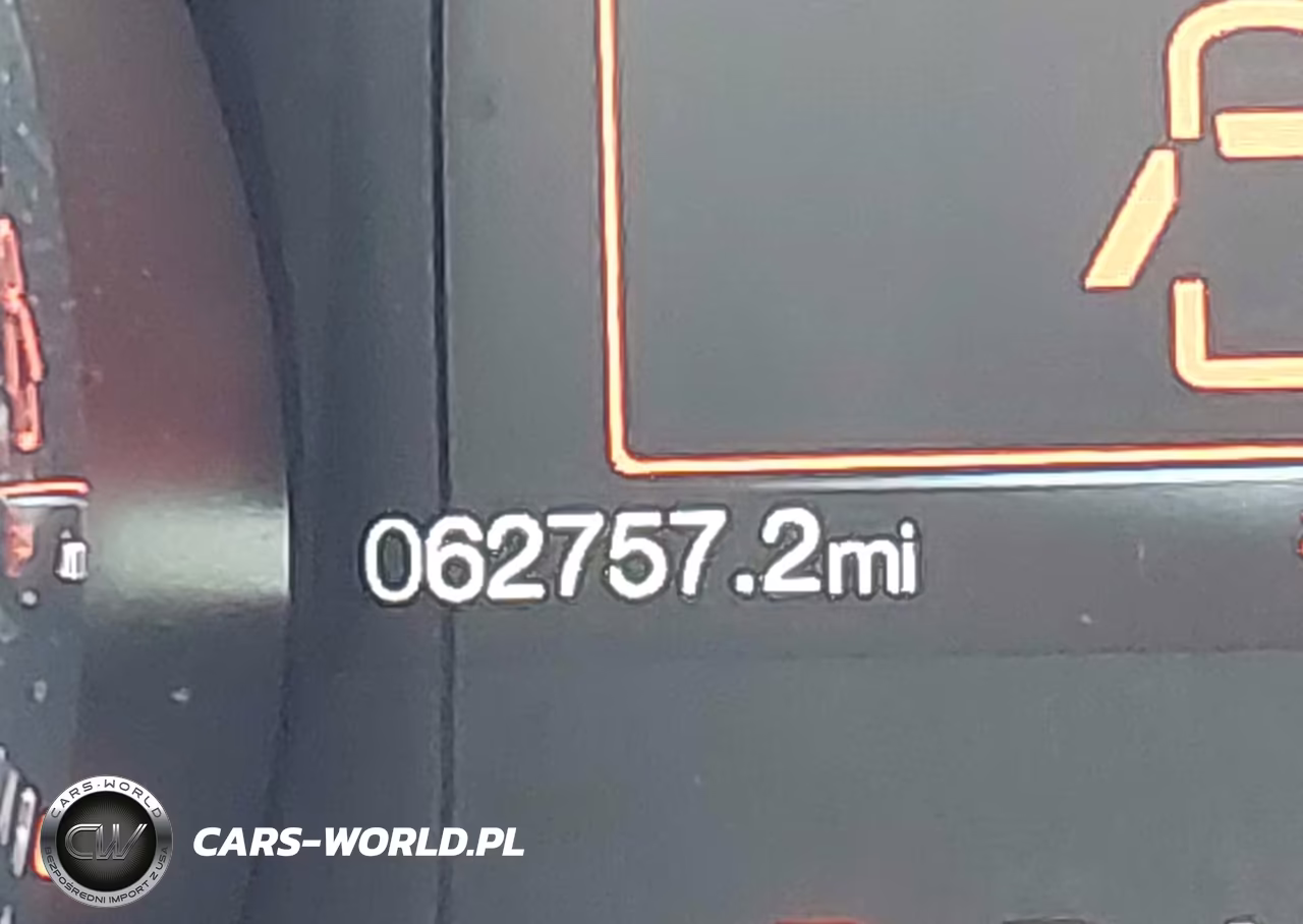 2018 Ford Mustang Ecoboost VIN:1FA6P8TH3J5182373 - 15