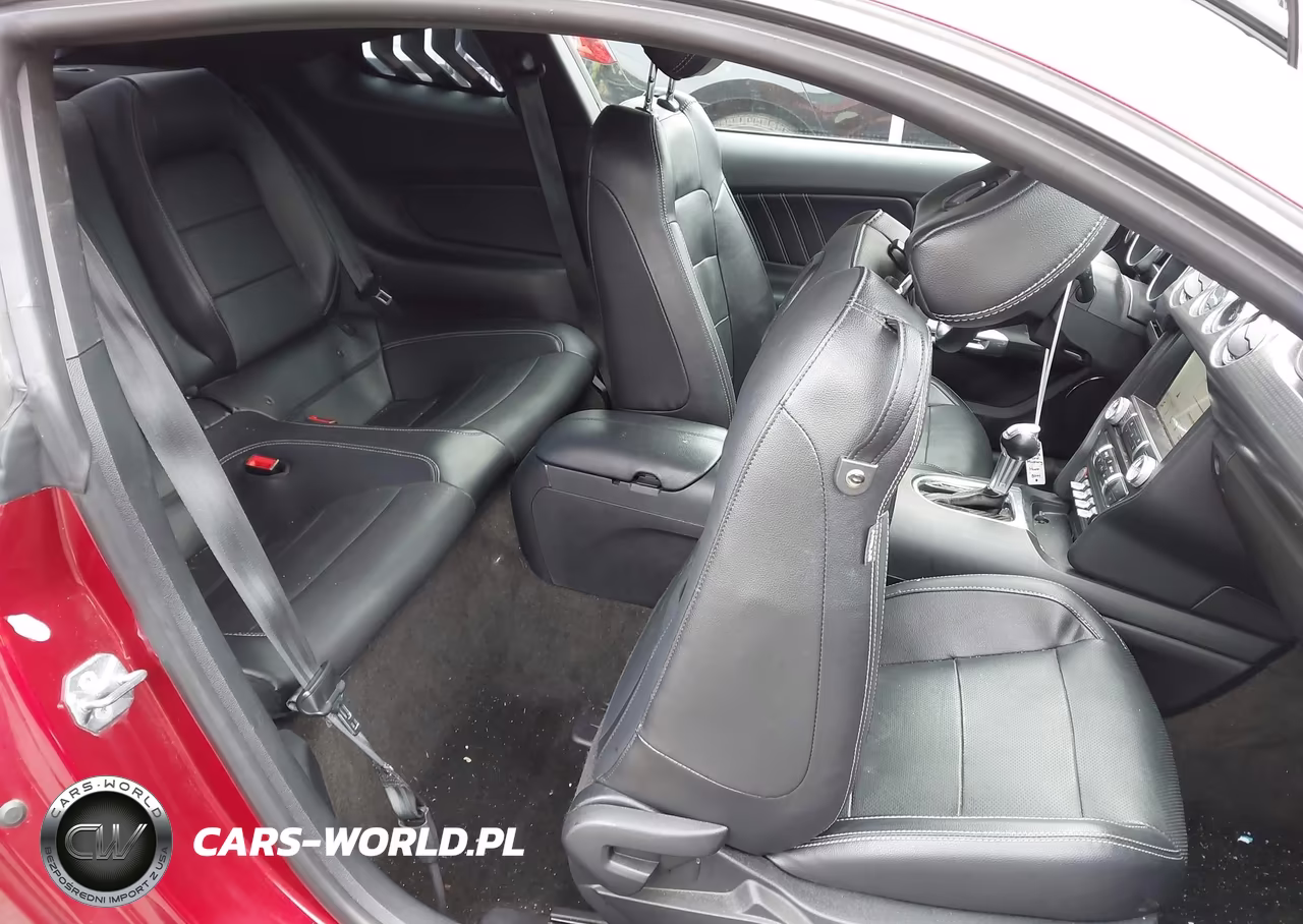 2018 Ford Mustang Ecoboost VIN:1FA6P8TH3J5182373 - 8