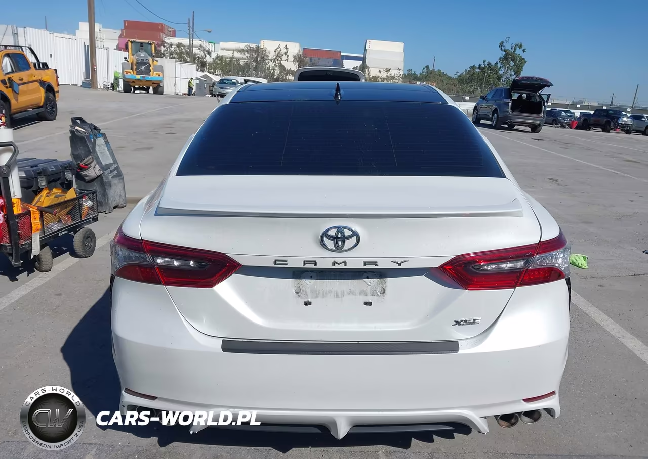 2022 Toyota Camry Xse VIN:4T1K61AK7NU011148 - 17