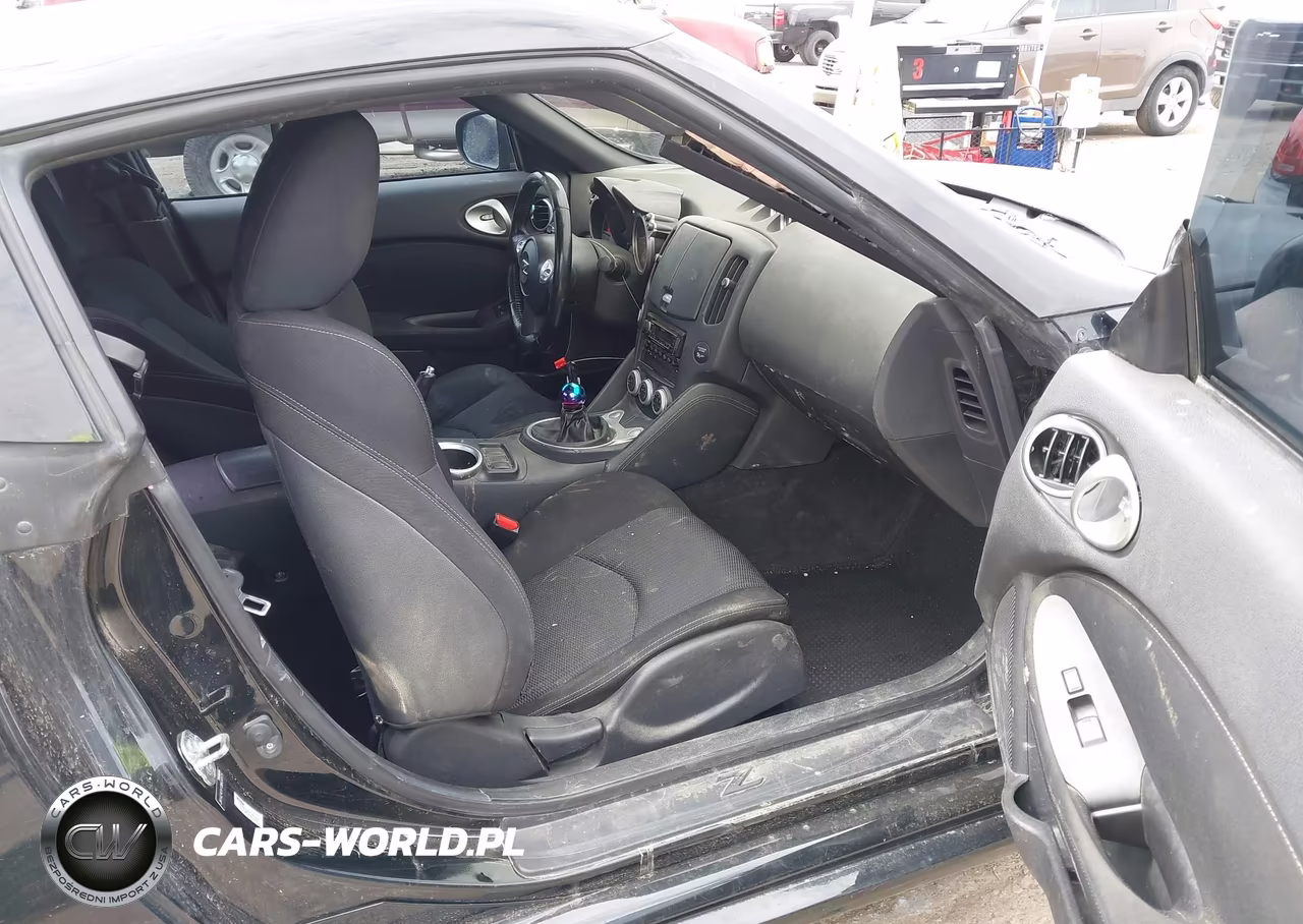2016 Nissan 370Z VIN:JN1AZ4EH1GM930575 - 5
