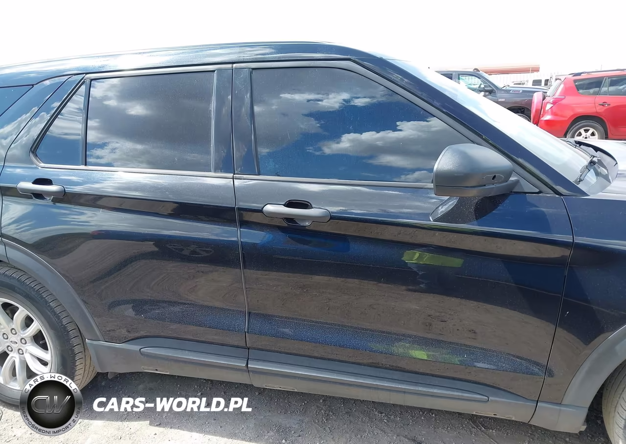 2021 Ford Explorer VIN:1FMSK7BH1MGB04150 - 13