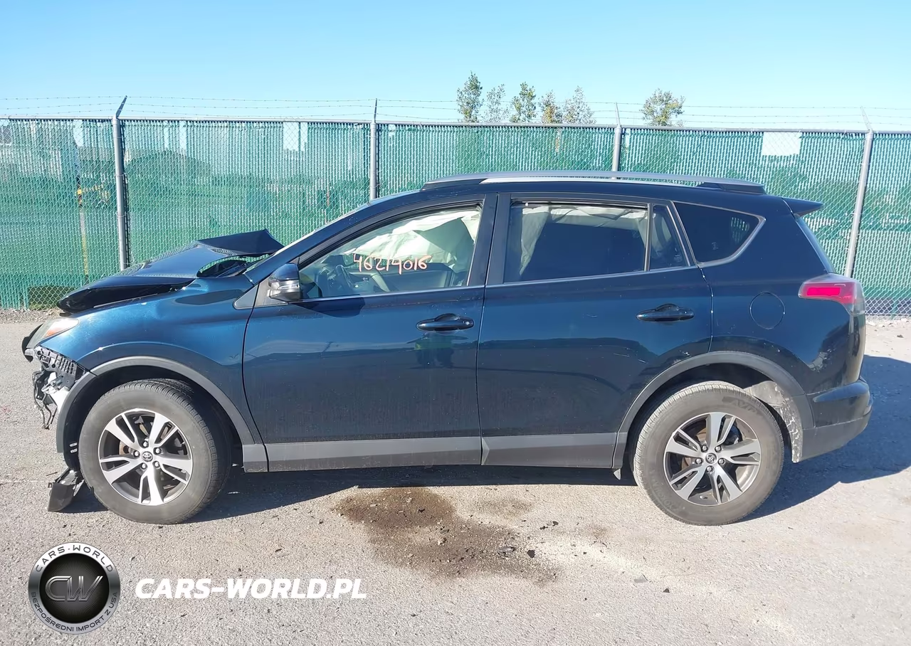 2018 Toyota Rav4 Xle VIN:JTMRFREV2JJ245277 - 13