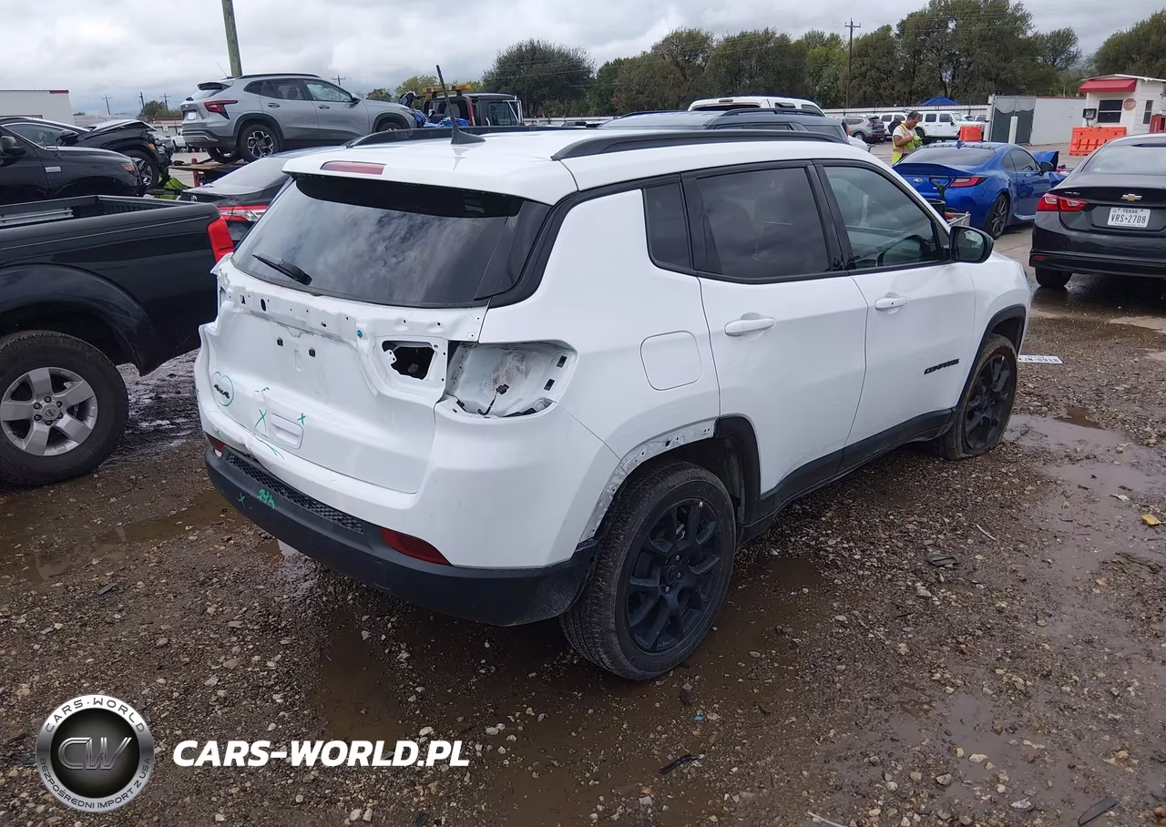 2025 Jeep Compass Latitude 4X4 VIN:3C4NJDBN7ST617985 - 4