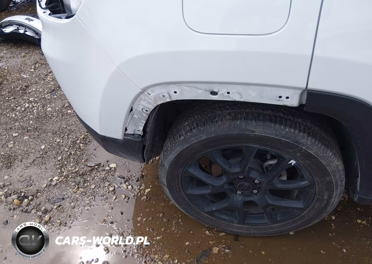 2025 Jeep Compass Latitude 4X4 VIN:3C4NJDBN7ST617985 - 6