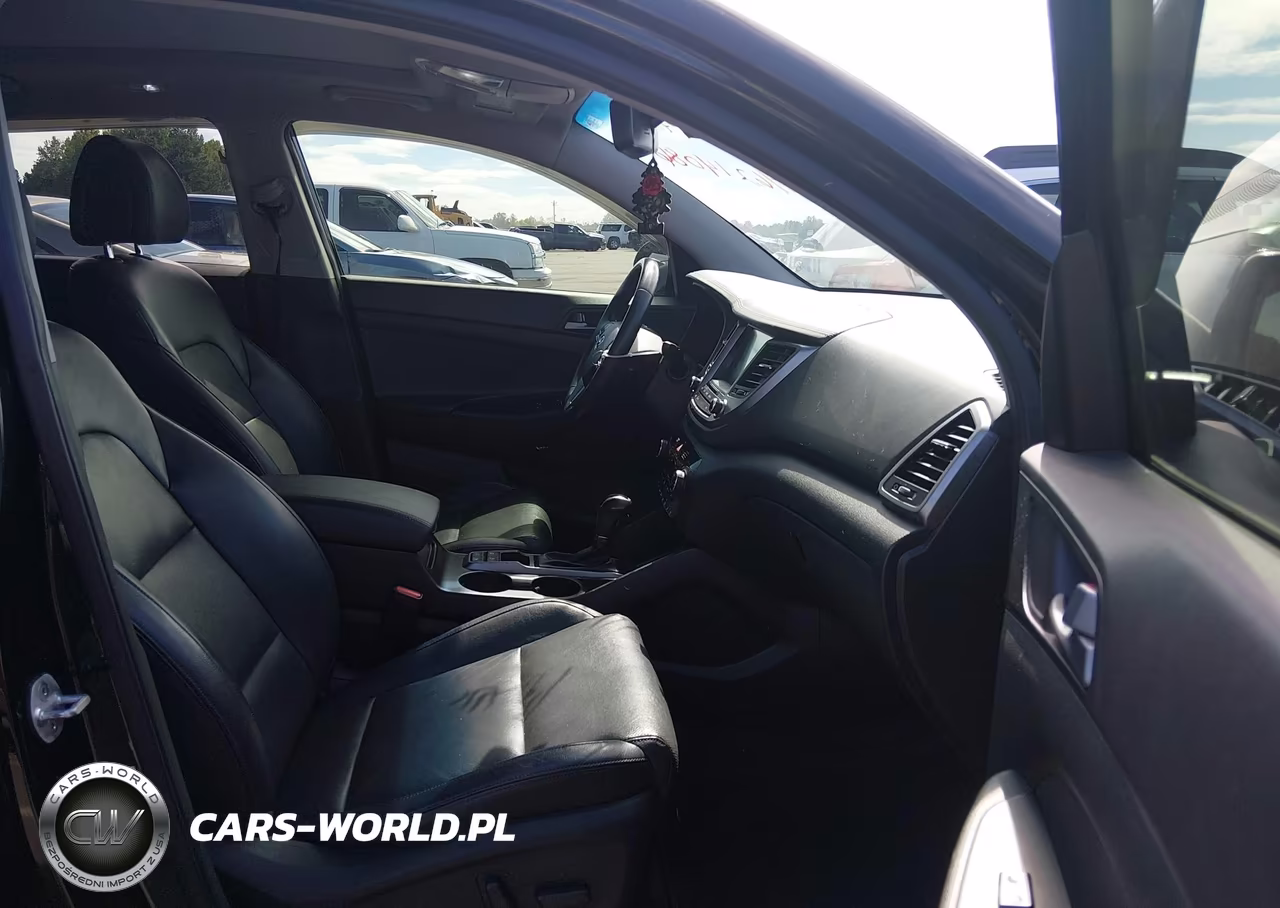 2017 Hyundai Tucson Limited VIN:KM8J3CA23HU278307 - 5