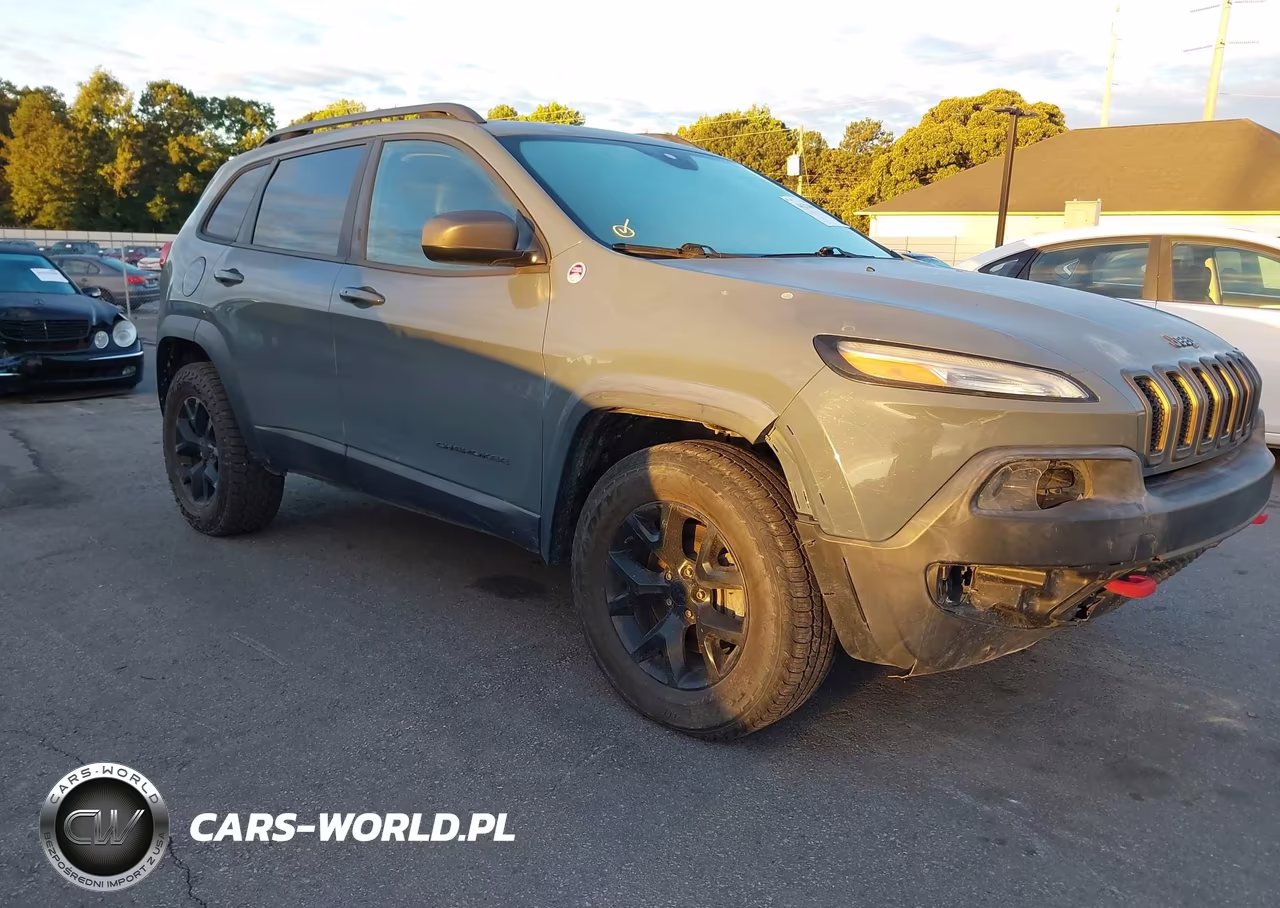 2015 Jeep Cherokee Trailhawk – zdjęcie 1 z 17