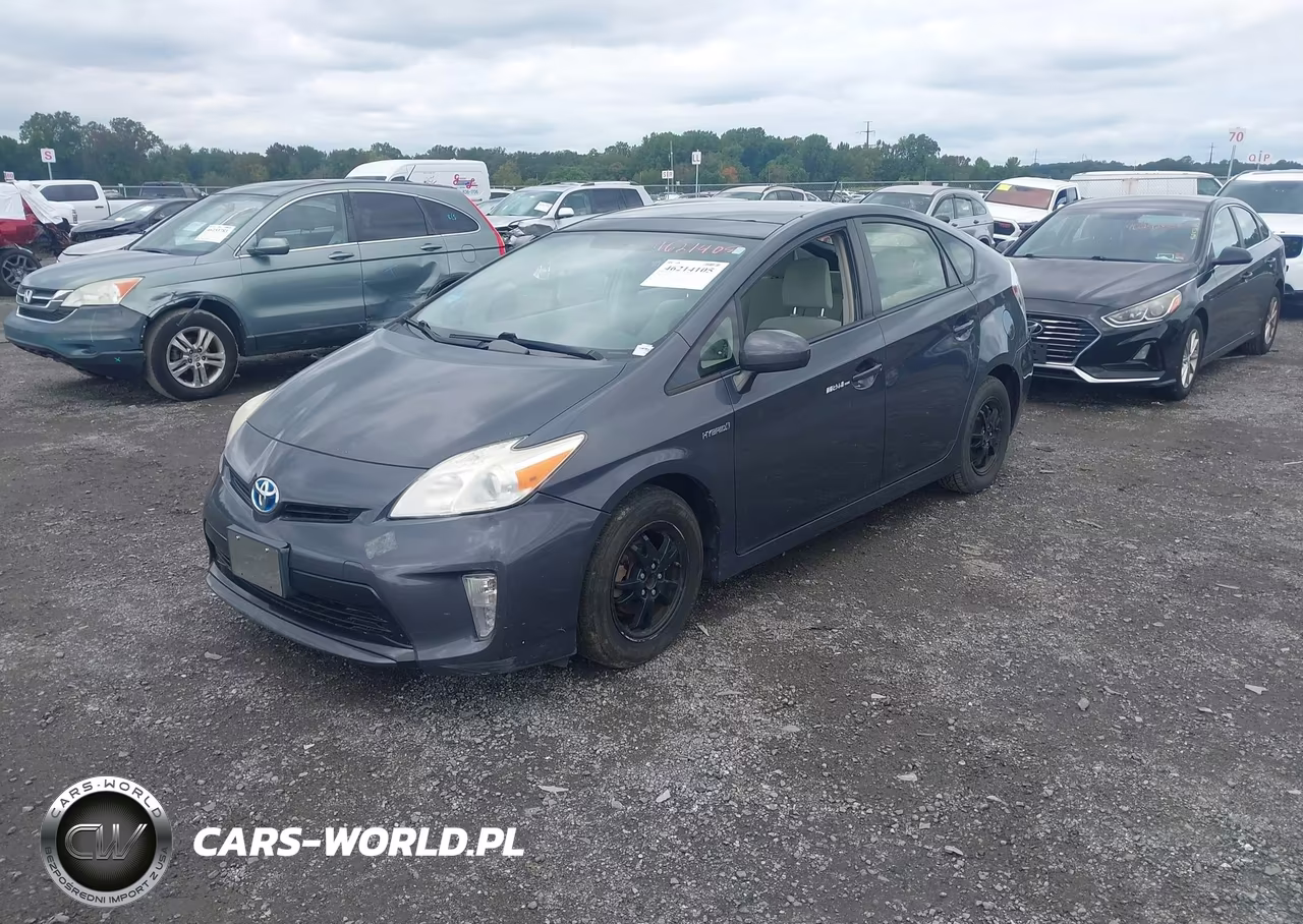 2013 Toyota Prius Three VIN:JTDKN3DU6D1668815 - 2