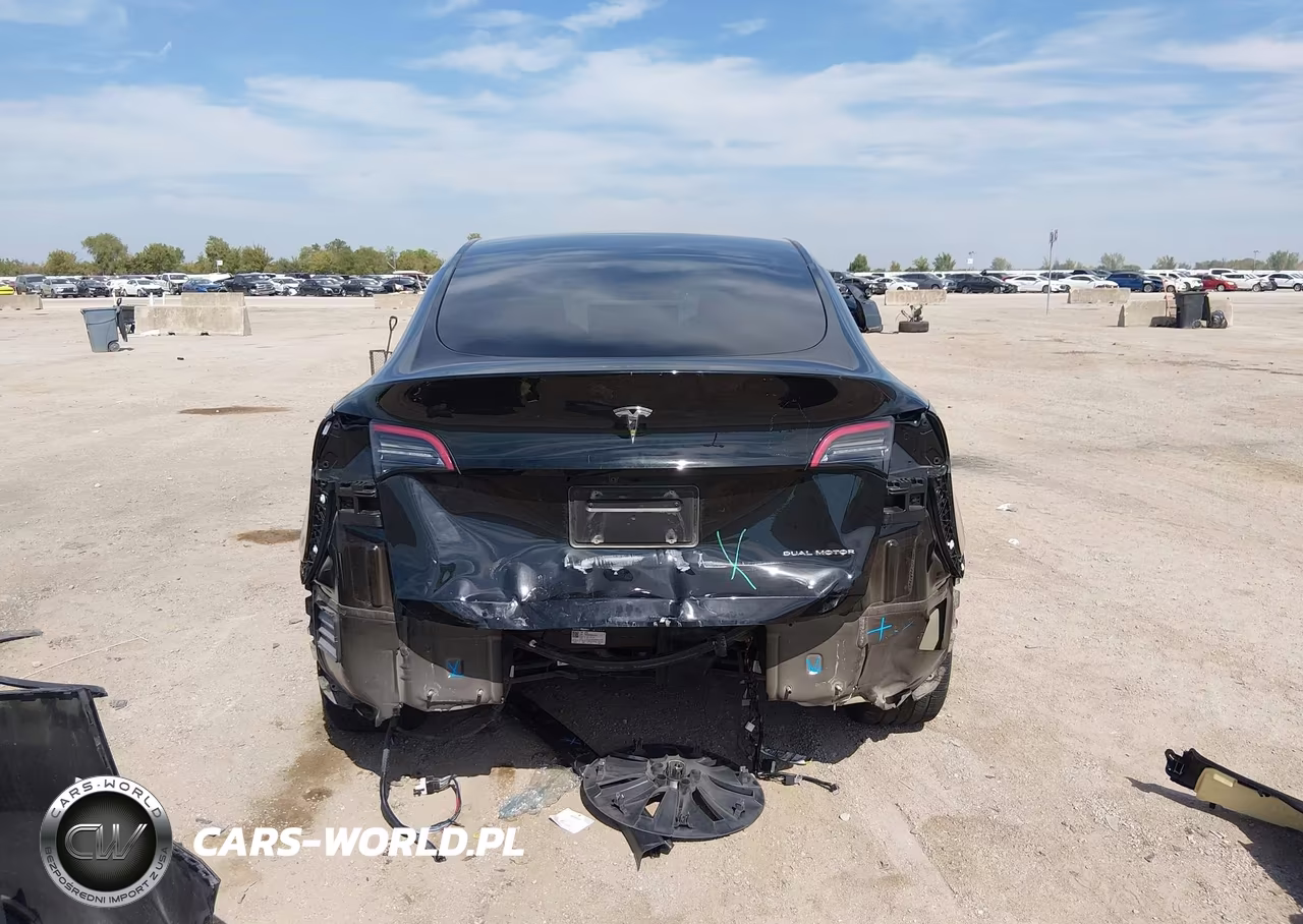 2023 Tesla Model Y Awd-Long Range Dual Motor All-Wheel Drive VIN:7SAYGDEE6PA112114 - 17