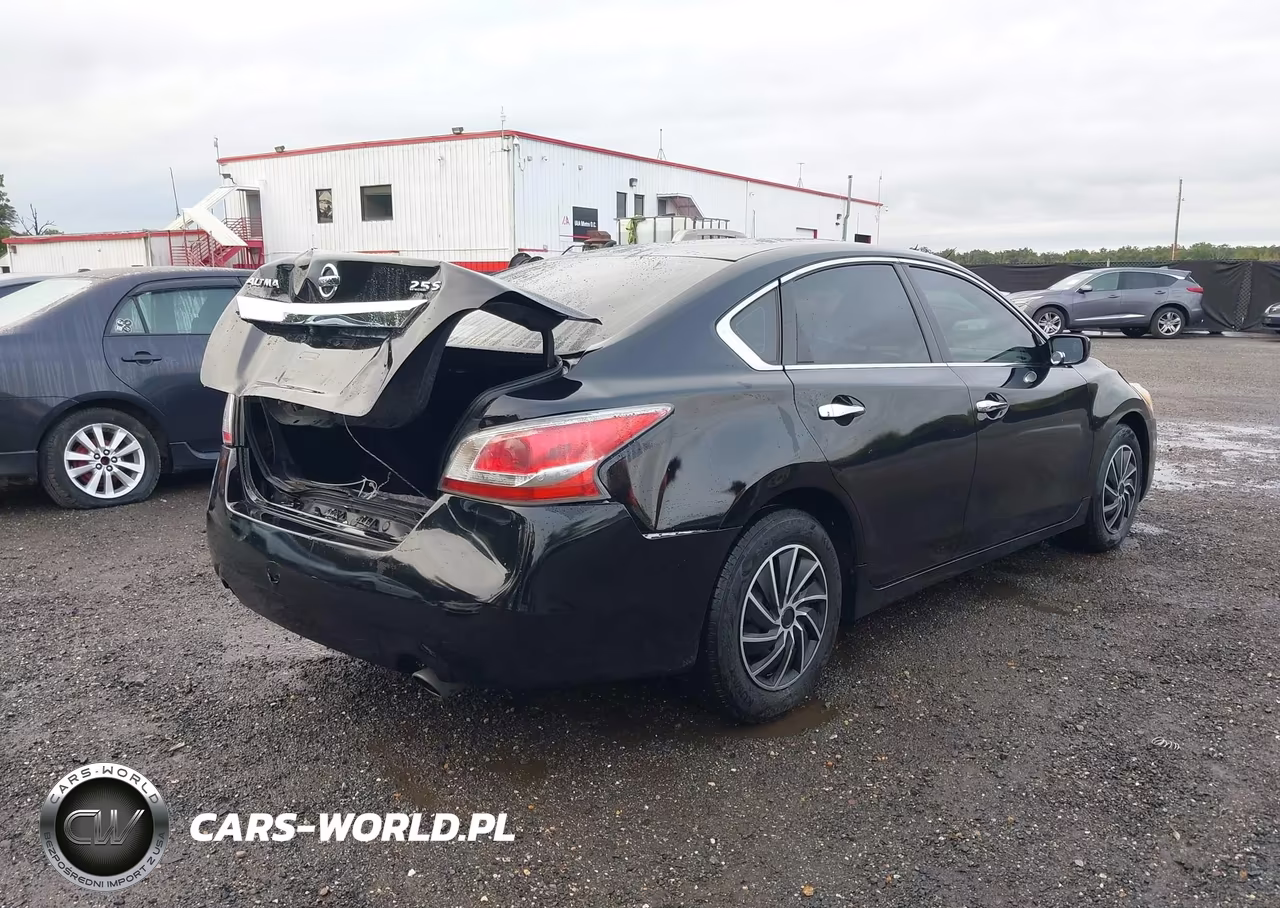 2015 Nissan Altima 2.5 S VIN:1N4AL3AP1FC288441 - 4