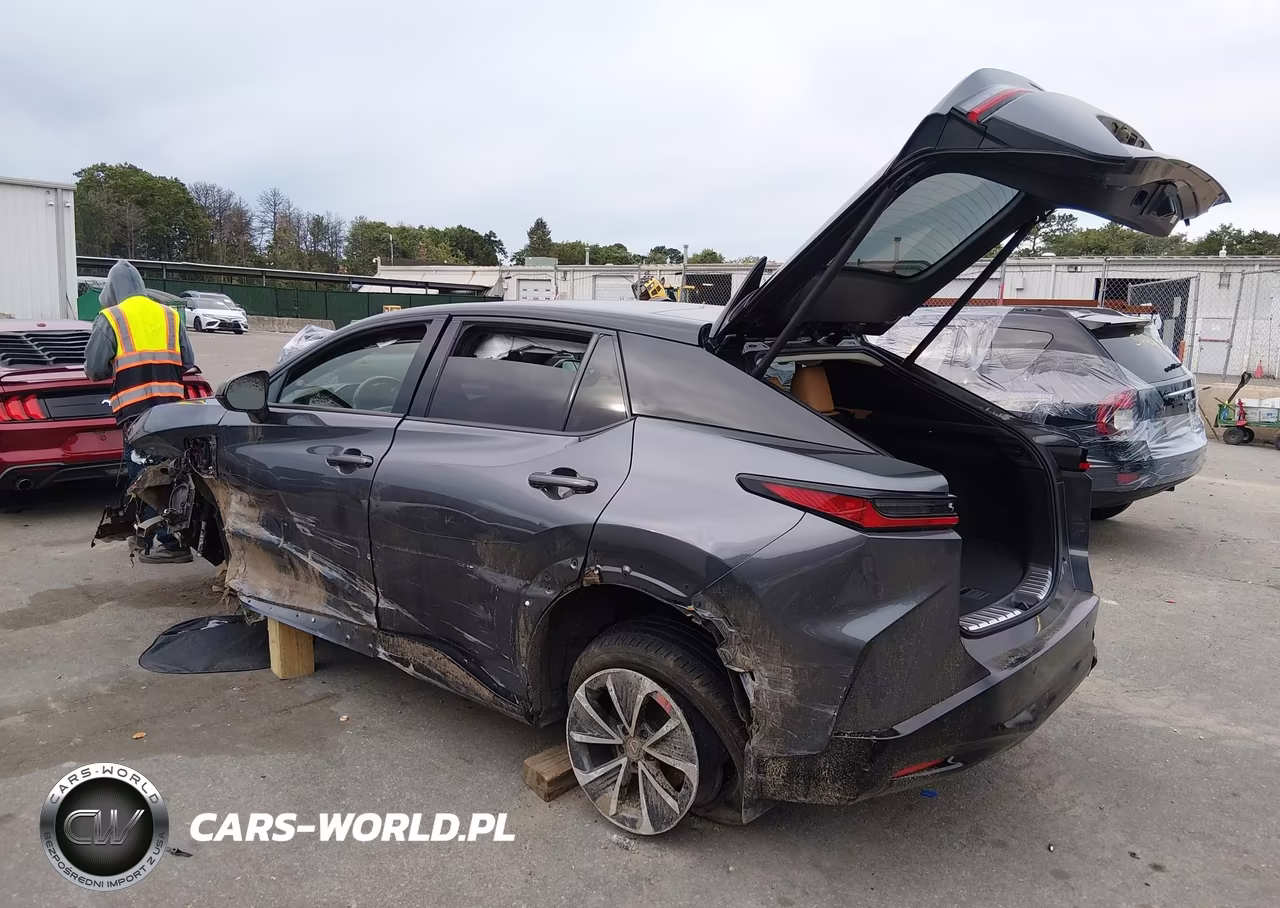 2024 Lexus Rz 300E Premium VIN:JTJABABB2RA003845 - 3