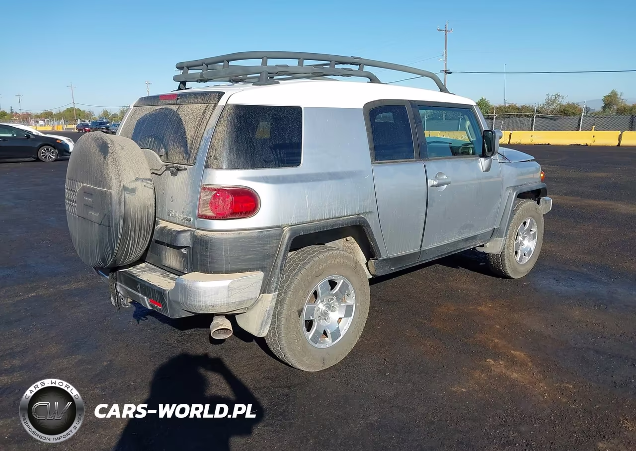 2007 Toyota Fj Cruiser VIN:JTEBU11F570029439 - 4