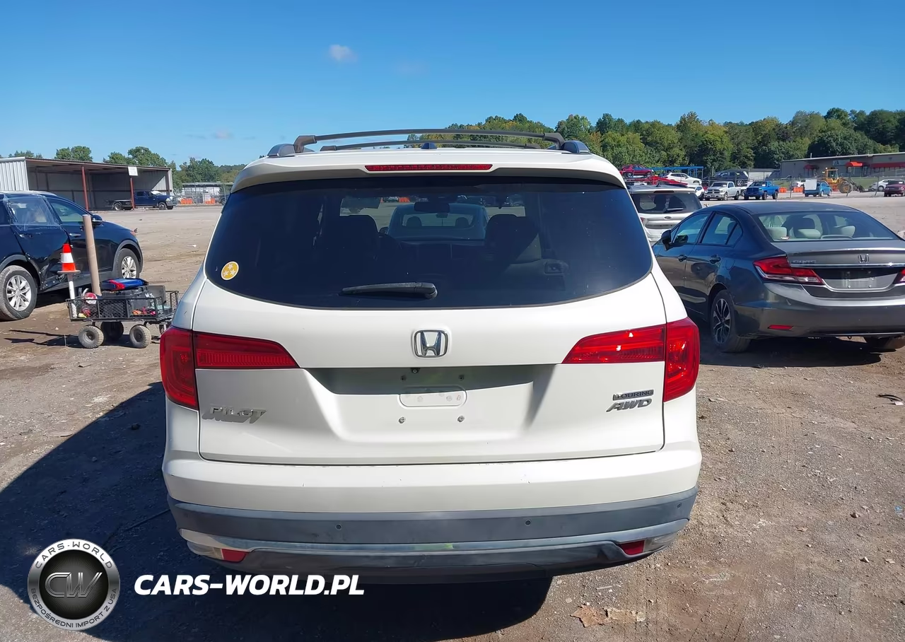 2016 Honda Pilot Touring VIN:5FNYF6H94GB026376 - 16