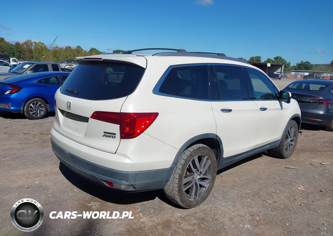 2016 Honda Pilot Touring VIN:5FNYF6H94GB026376 - 4