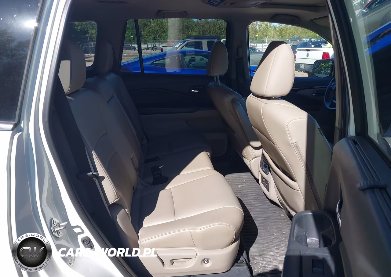 2016 Honda Pilot Touring VIN:5FNYF6H94GB026376 - 8