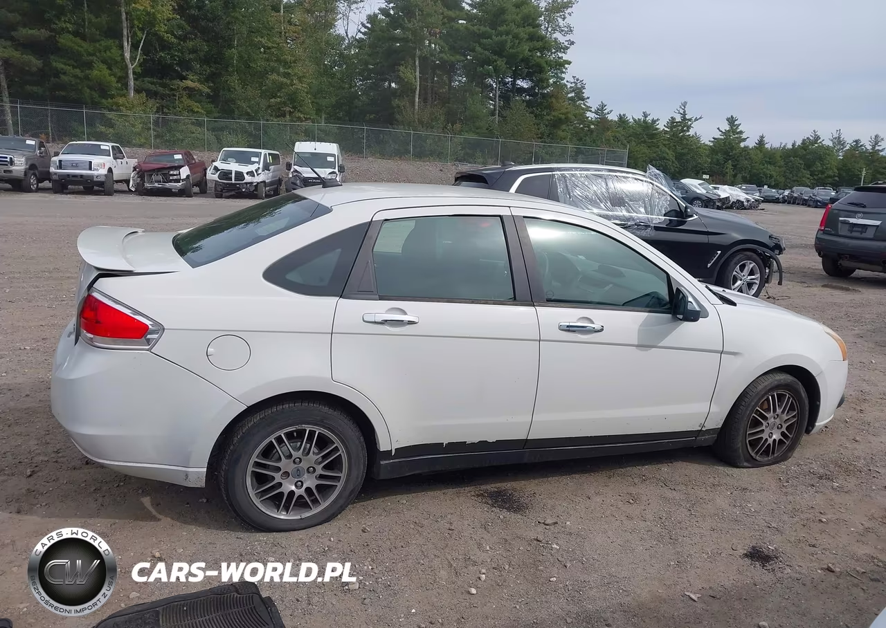 2010 Ford Focus Se VIN:1FAHP3FN1AW145748 - 14