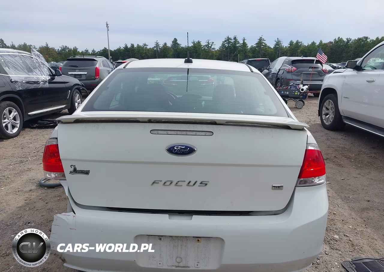 2010 Ford Focus Se VIN:1FAHP3FN1AW145748 - 17